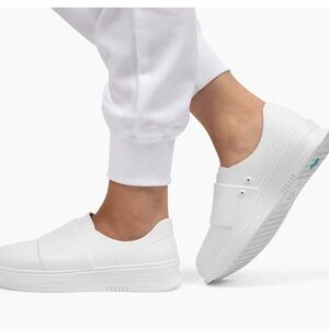 Gales Frontline nursing shoes- size 8